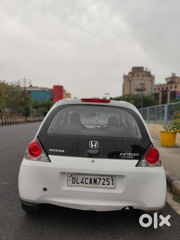 Honda Brio, 2013