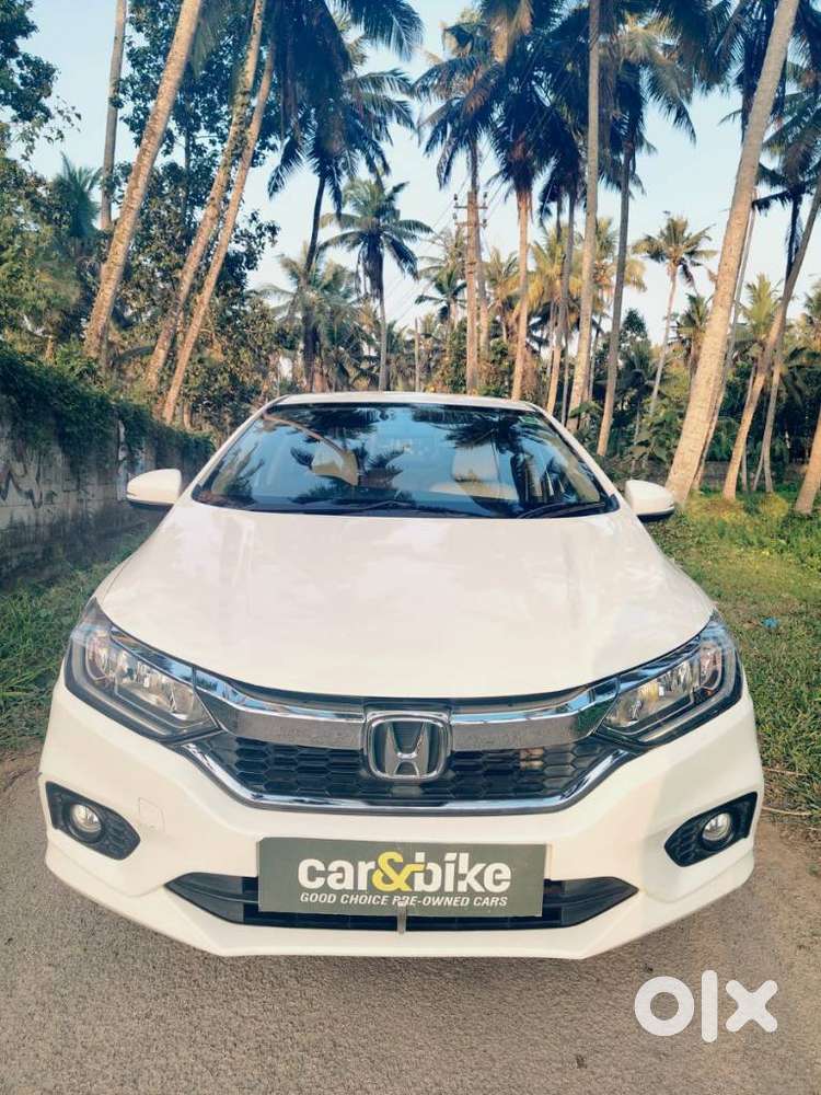 Honda City V Mt Exclusive, 2022, Petrol