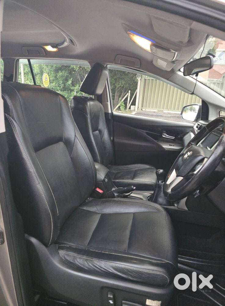 Toyota Innova Crysta 2.4 Zx Mt, 2016, Diesel