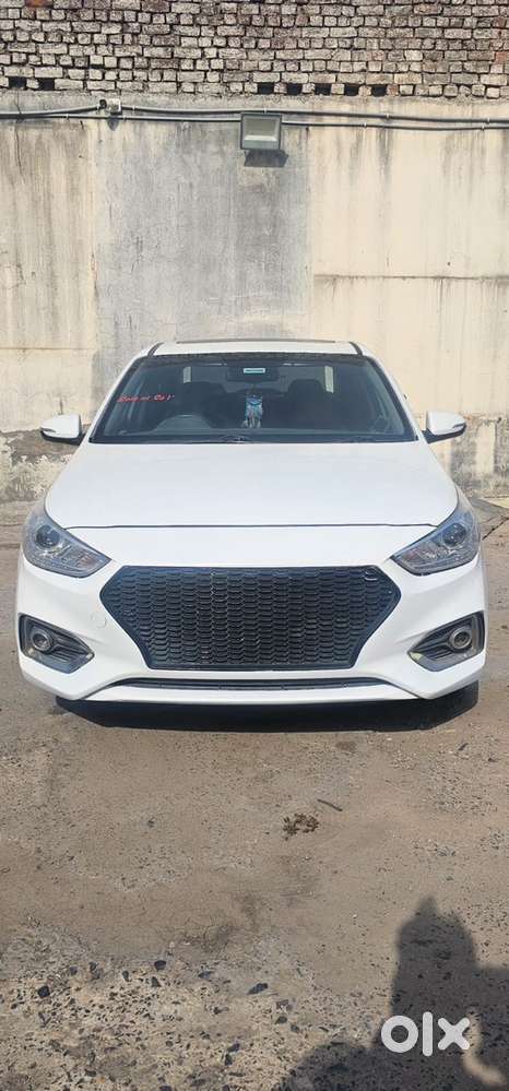 Hyundai Verna Hybrid 2015 Car