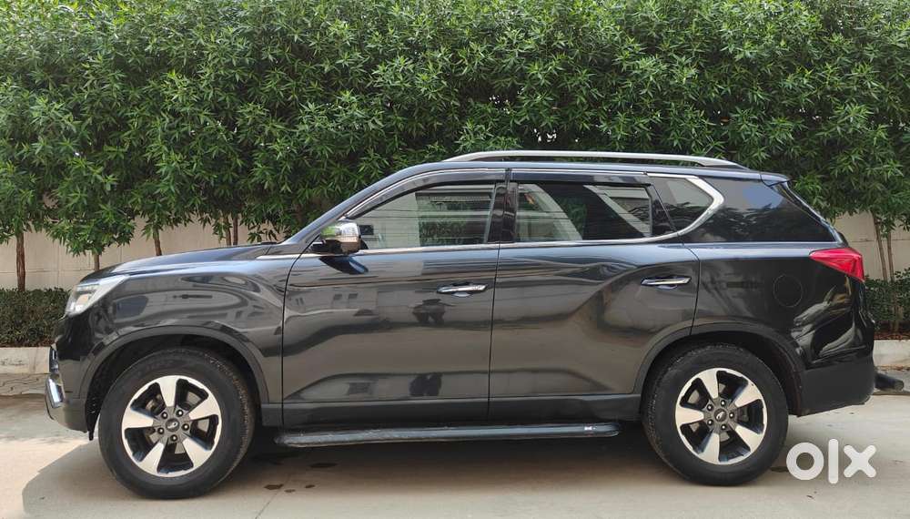 Mahindra Alturas G4 4wd At, 2019, Diesel