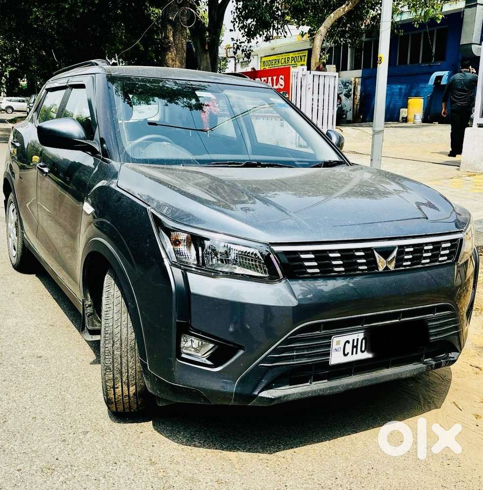 Mahindra Xuv300 W6, 2024, Petrol