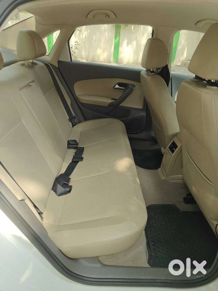 Volkswagen Vento 1.2 Tsi Highline Plus At, 2017, Petrol