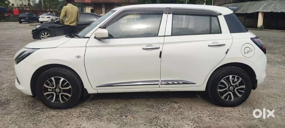 Maruti Suzuki Swift Vxi, 2025, Petrol