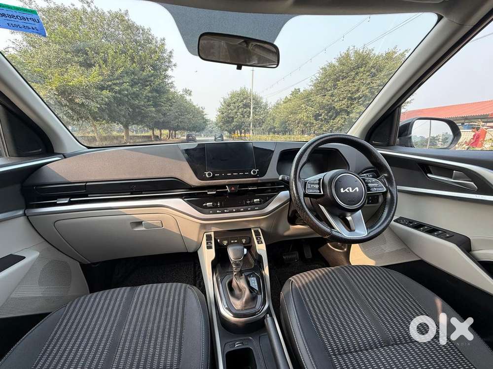 Kia Carens 1.4 Prestige Plus Turbo Dct 7 Str, 2023, Petrol