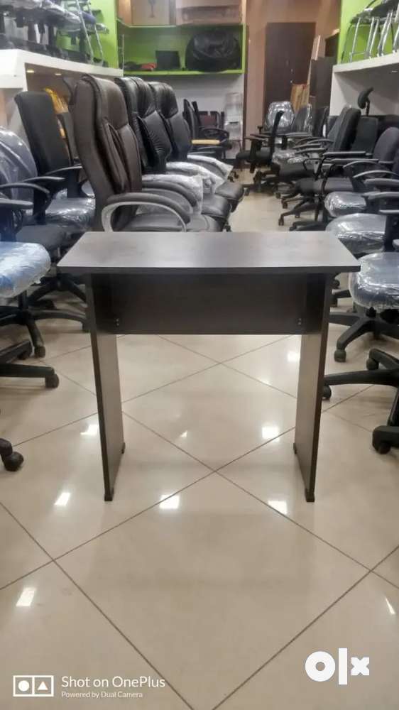 Second hand office chairs deals for sale olx