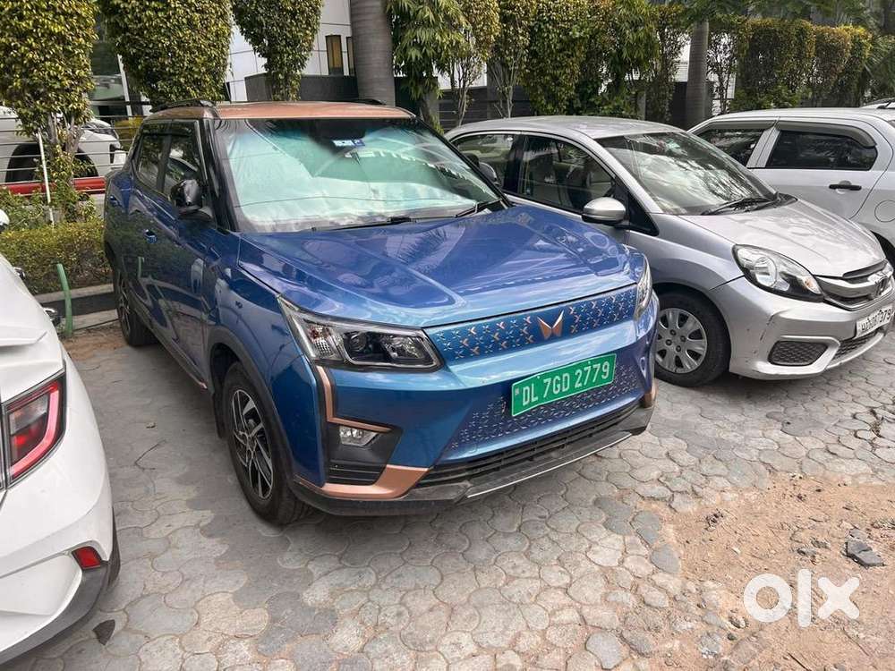 Mahindra Electric Car 2024
