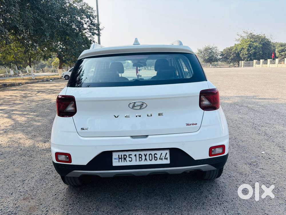 Hyundai Venue 1.0 Sx Turbo Dct, 2019, Petrol