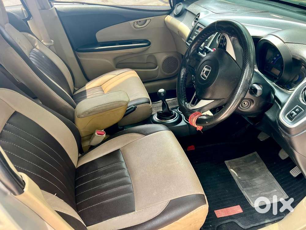 Honda Mobilio 2015 Cng & Hybrids Well Maintained