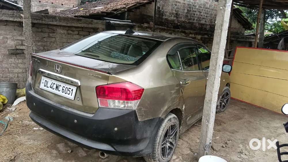 Honda City Zx 14 Cng & Hybrids 100000 Km Driven