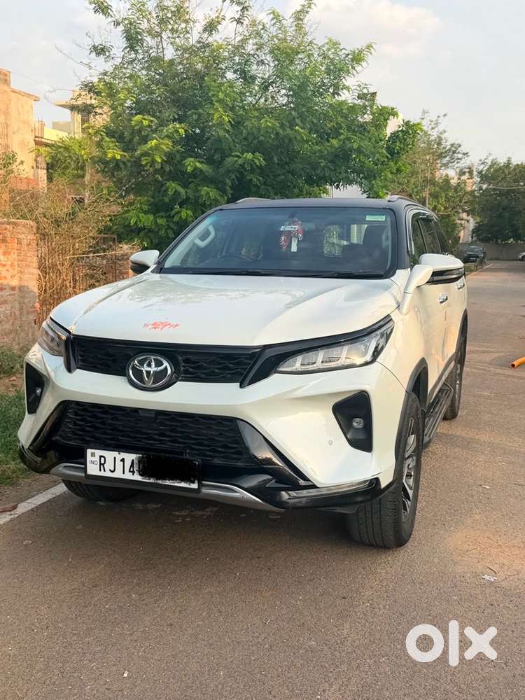 Toyota Fortuner Legender 2022