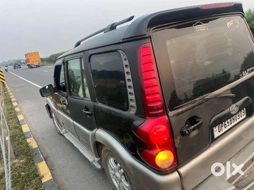 Mahindra Scorpio Classic 2013 Diesel 100000 Km Driven