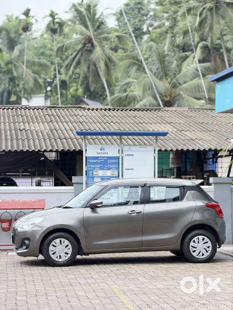 Maruti Suzuki Swift Vxi Optional, 2020, Petrol