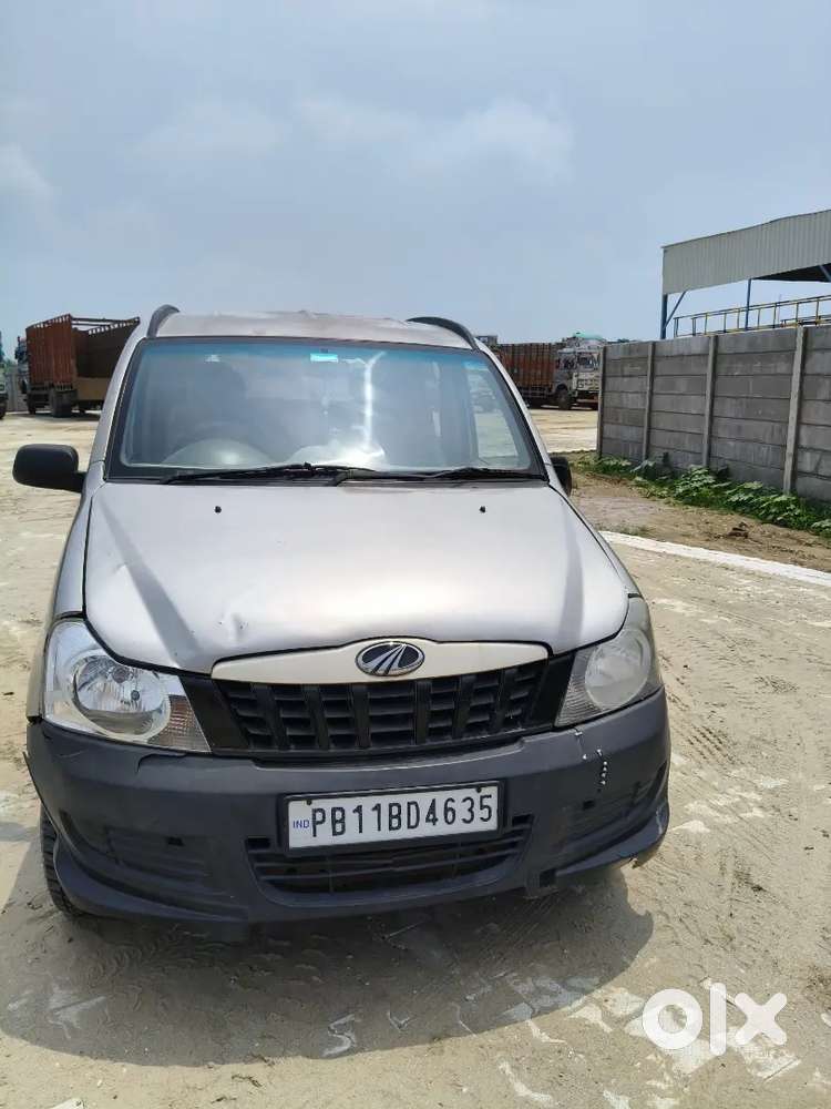 Mahindra Quanto 1.5 C2 2012