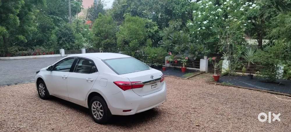 Toyota Corolla Altis 2014 Diesel 85000 Km Driven