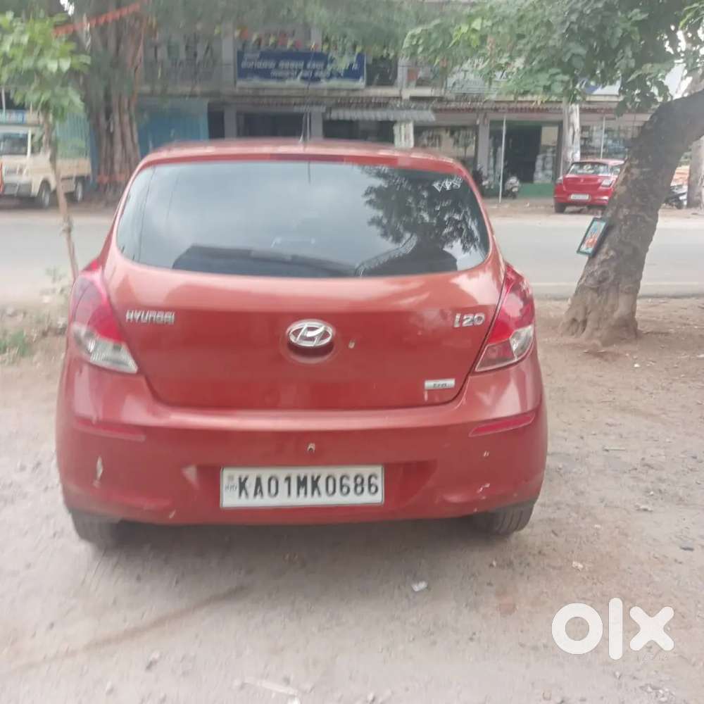Hyundai I20 2013 Petrol 70000 Km Driven
