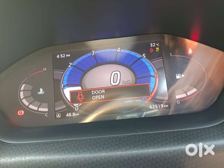 Nissan Magnite 1.0 Xv Premium Turbo, 2022, Petrol