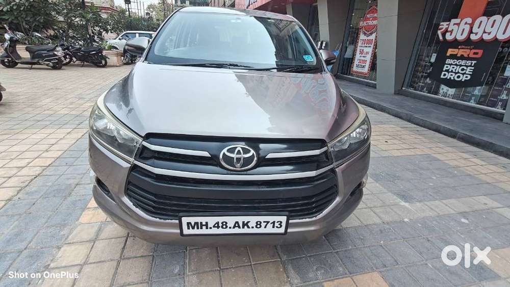 Toyota Innova Crysta 2.4 G Mt 8s, 2017, Diesel