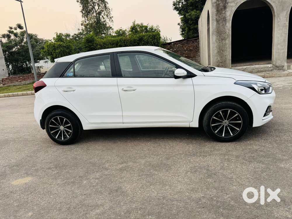 Hyundai I20 Sportz 1.2 Vtvt, 2020, Petrol