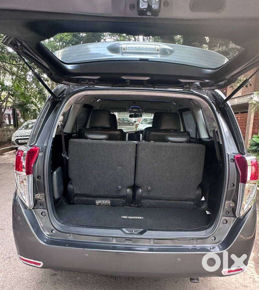 Toyota Innova Crysta 2.4 Zx Mt, 2016, Diesel