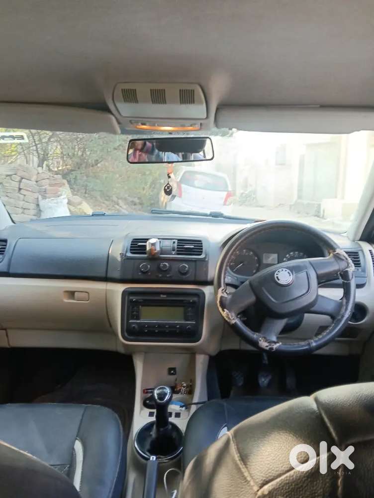 Skoda Fabia 2011 Petrol 83000 Km Driven
