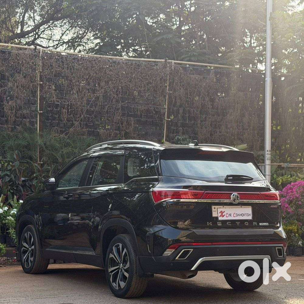 Mg Hector Plus Savvy Pro 1.5 Turbo Petrol Cvt 6 Str, 2023, Petrol