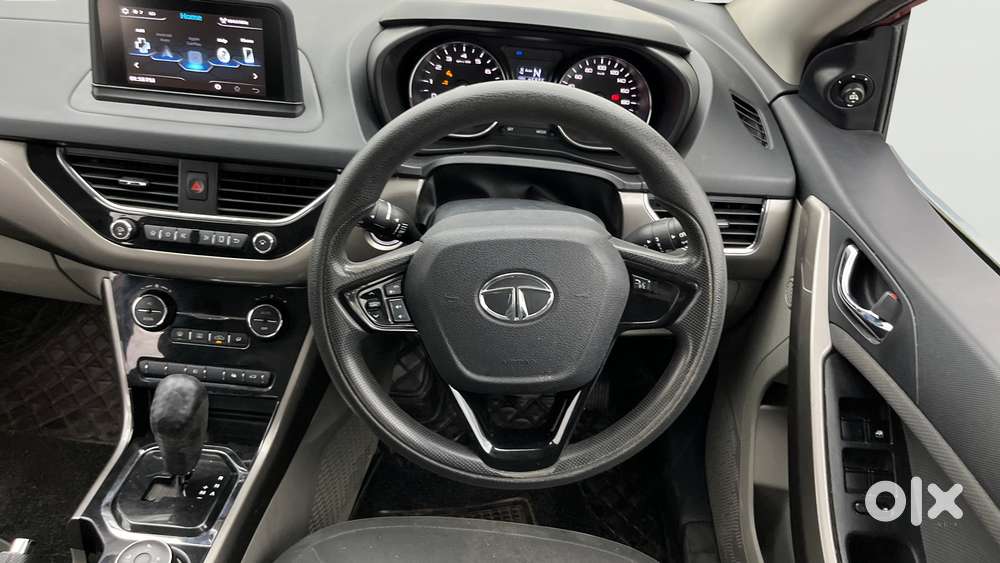 Tata Nexon 1.2 Revotron Xza Plus, 2018, Petrol