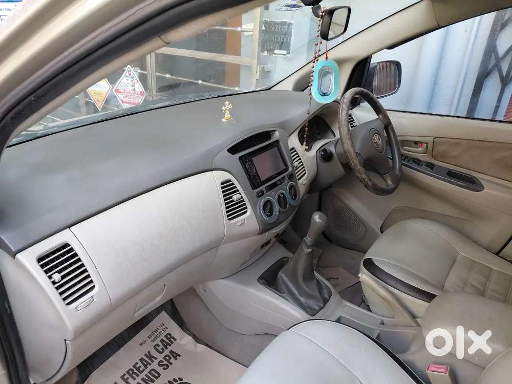 Toyota Innova 2011 Diesel Well Maintained
