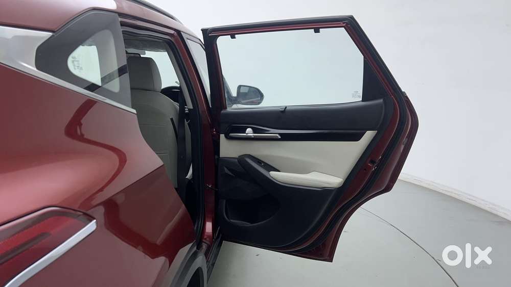 Kia Seltos 1.5 Htx At Petrol, 2020, Petrol