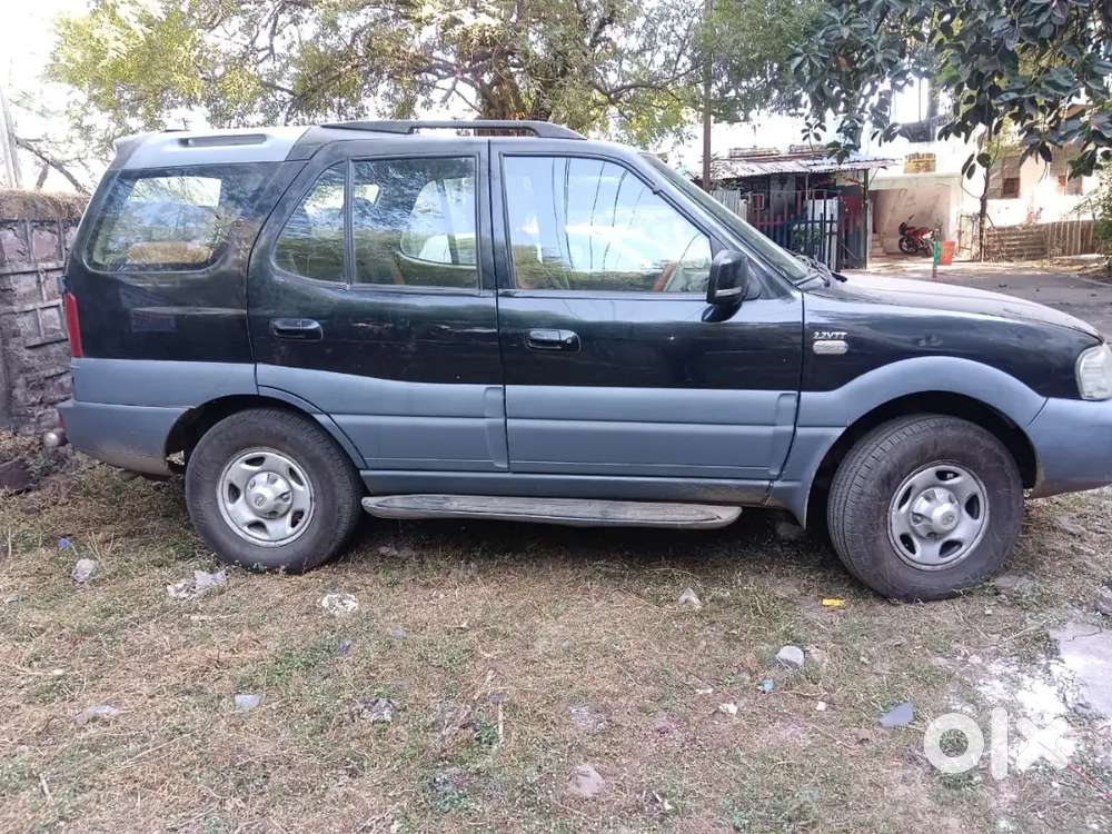 Tata Safari Dicor 2012