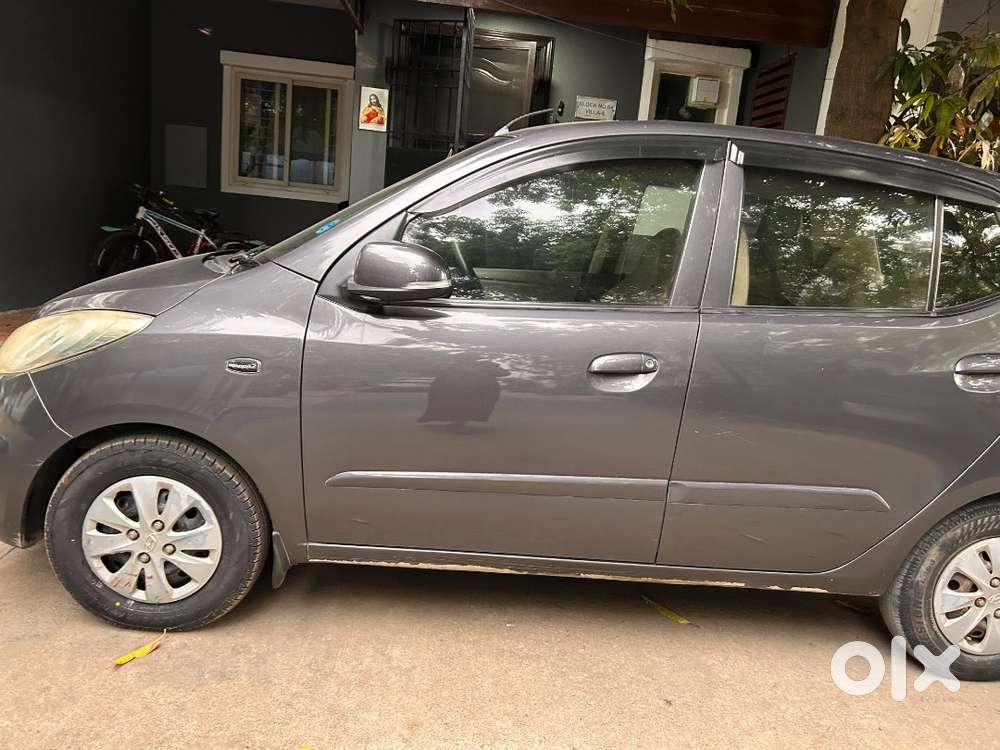 Hyundai I10 Sportz 2012 Car