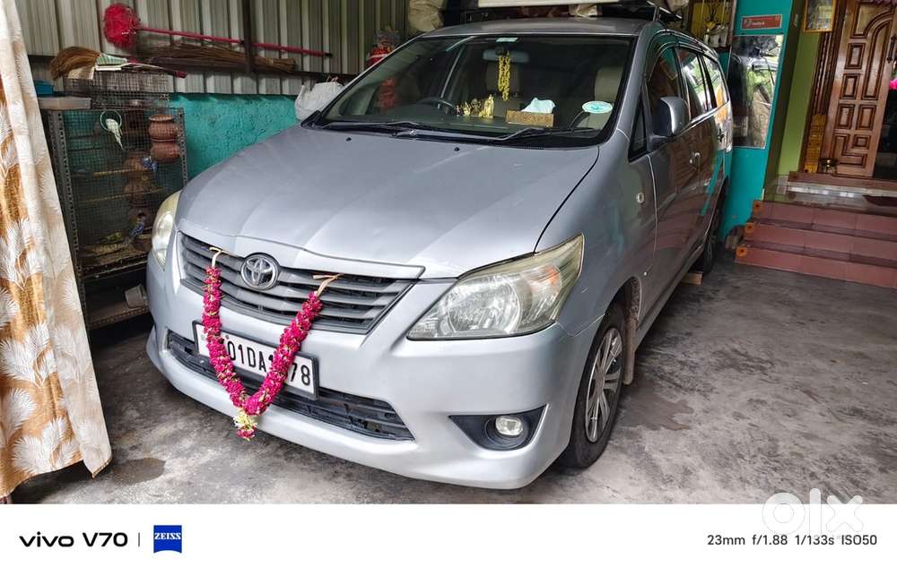 Urgent Sale Toyota Innova Diesel 2012