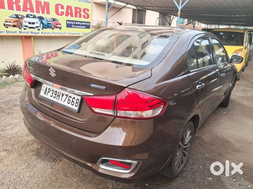 Maruti Suzuki Ciaz Alpha 1.5 Dual Tone, 2021, Petrol