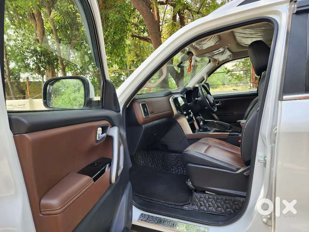 Mahindra Scorpio N 2025 Petrol 20020 Km Driven