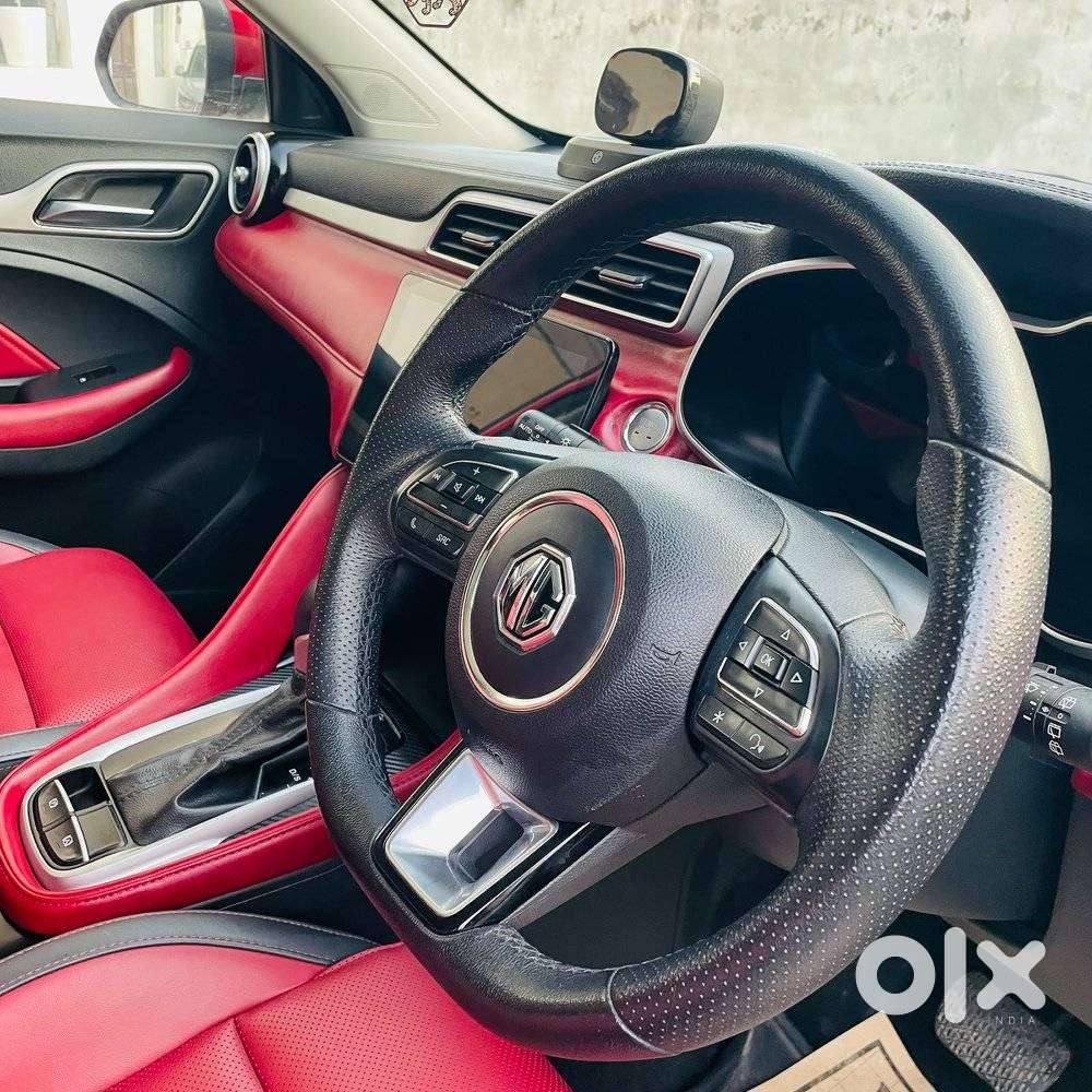 Mg Astor 1.5 Savvy Cvt S Red, 2022, Petrol