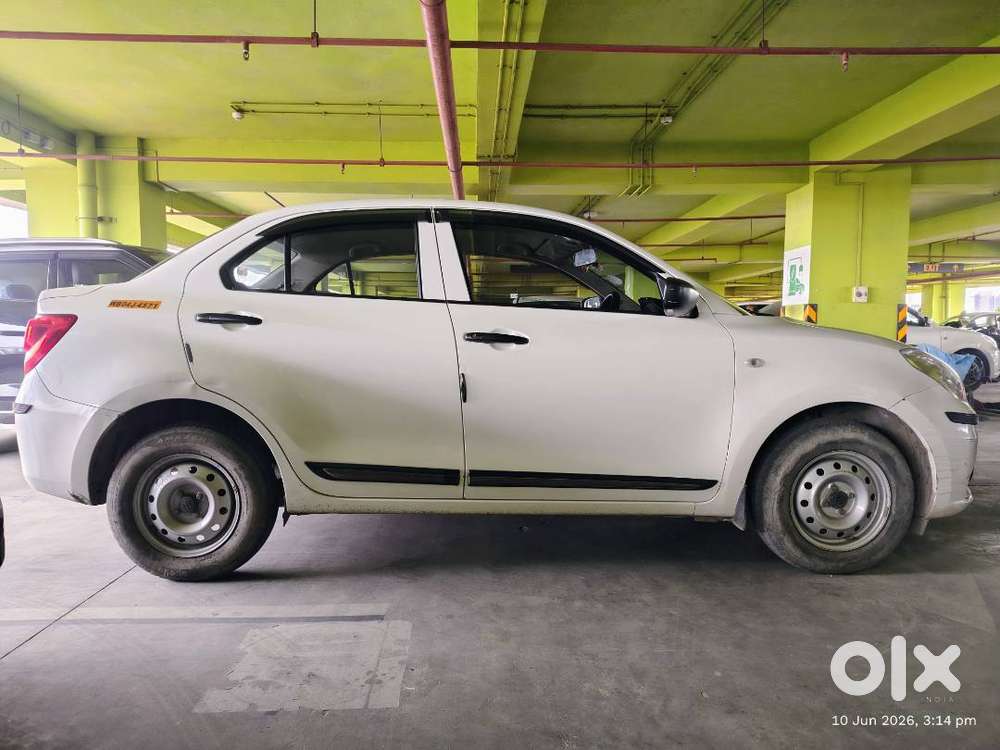 Maruti Suzuki Dzire 2024 Petrol 63000 Km Driven