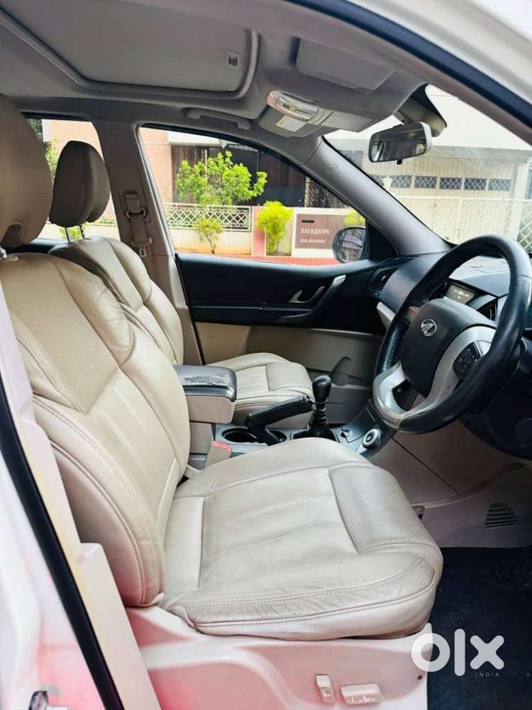 Mahindra XUV500 W10 2WD, 2016, Diesel