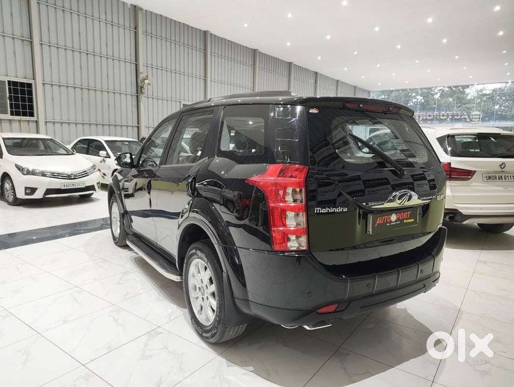 Mahindra XUV500 2.2 W10, 2018, Diesel