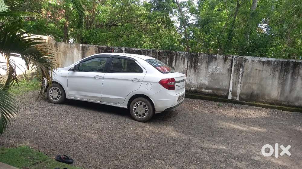 Ford Figo 1.2 Trend 2015