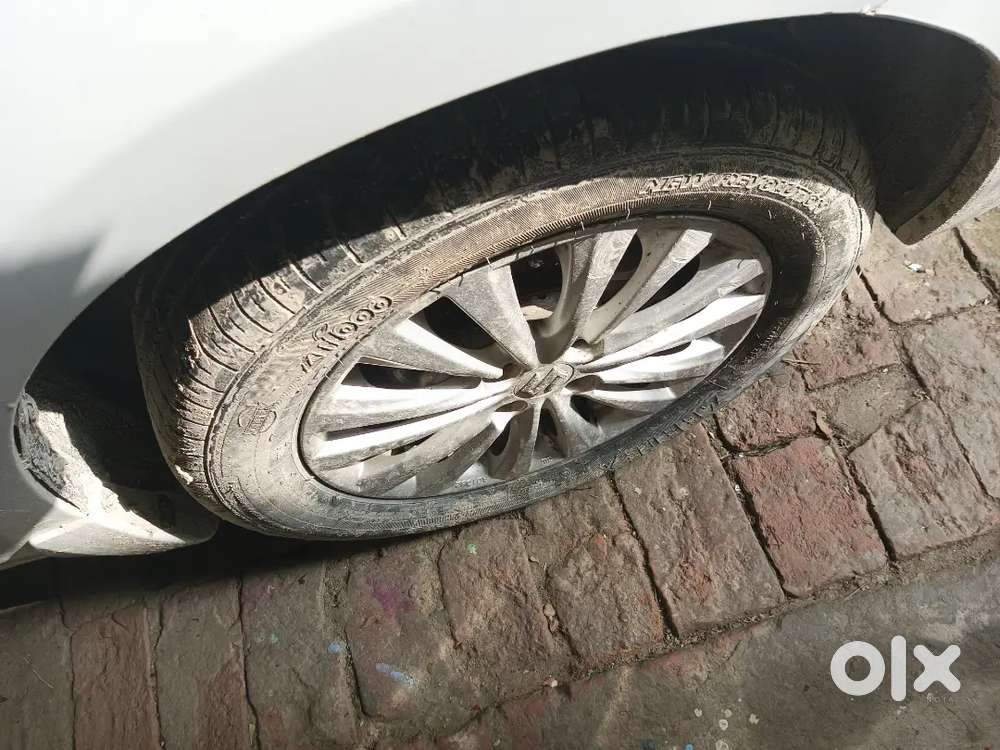 Maruti Suzuki Ciaz 2015 Petrol 72915 Km Driven