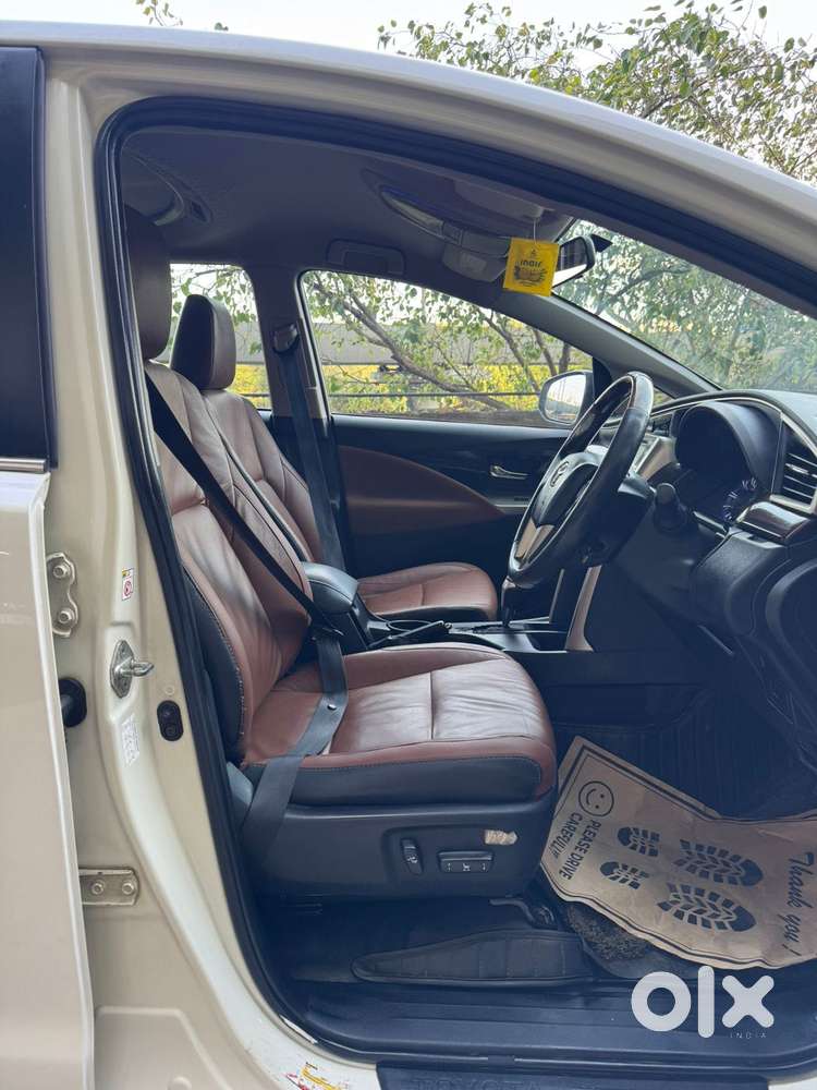 Toyota Innova Crysta 2.8 Zx At, 2016, Diesel