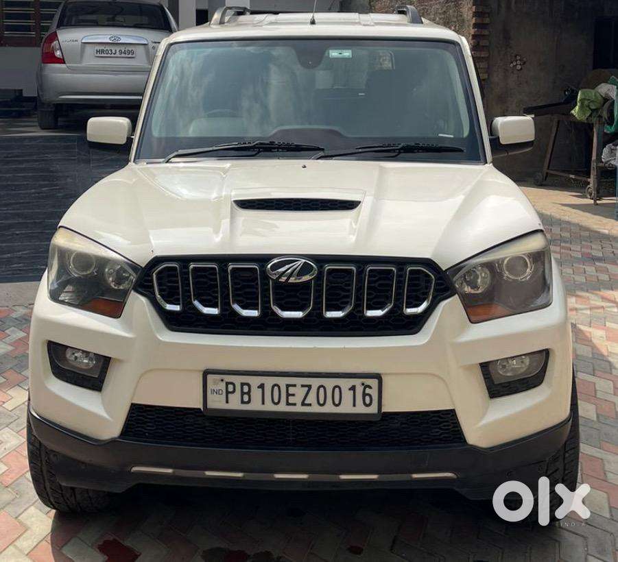 Mahindra Scorpio 2017 Diesel Well Maintained