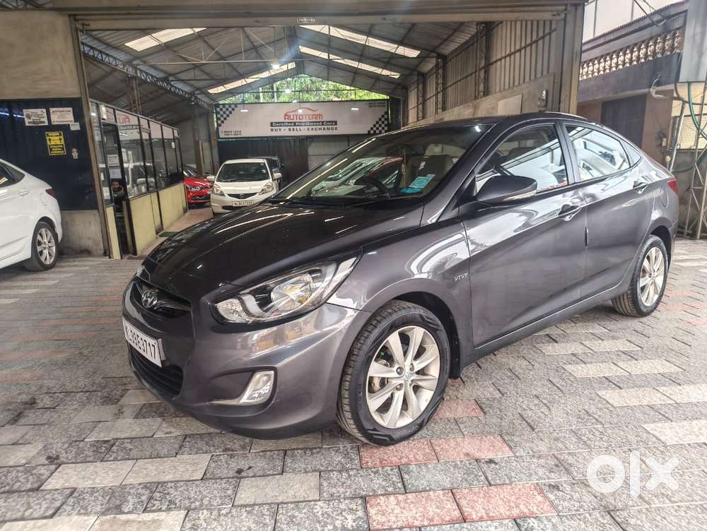 Hyundai Verna Fluidic 1.6 Vtvt Sx, 2012, Petrol