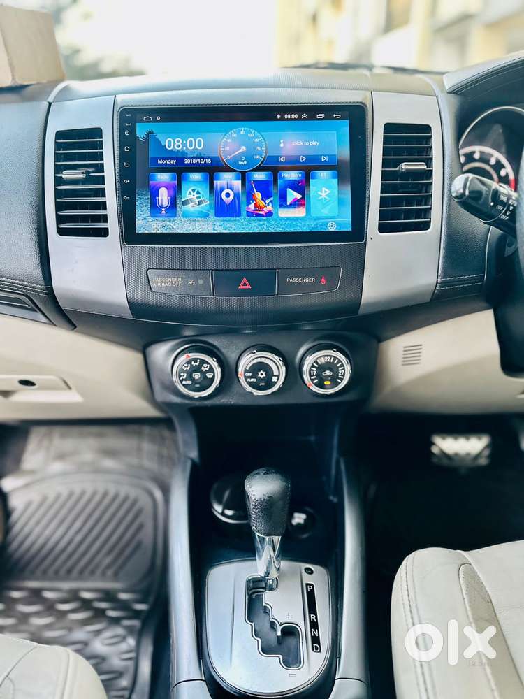 Mitsubishi Outlander 2.4 Cvt, 2011, Petrol