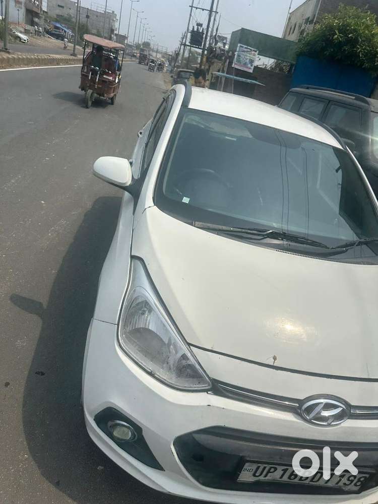 Hyundai Grand I10 2015 Car