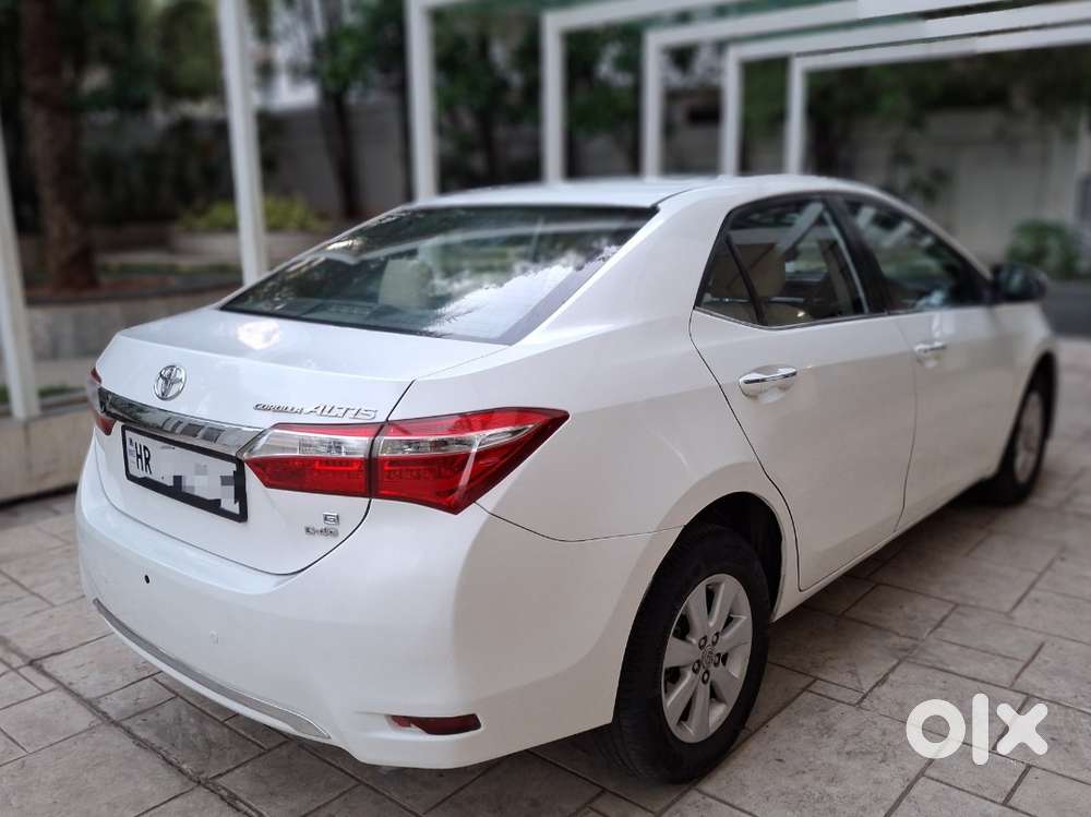 Toyota Corolla Altis 2013-2017 D-4d G, 2015, Diesel