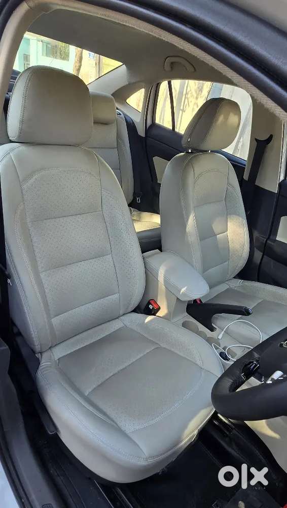 Skoda Slavia 2024 Petrol 1.5 Turbo