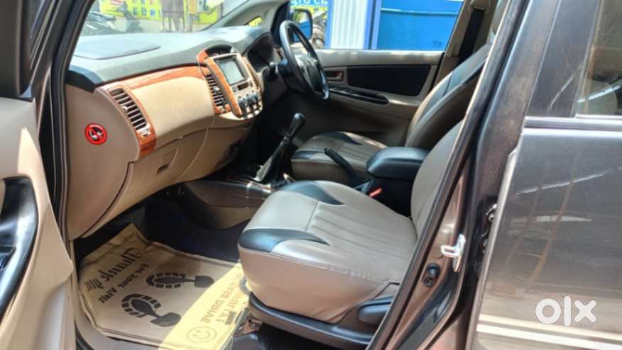 Toyota Innova 2.5 G (diesel) 7 Seater, 2015, Diesel
