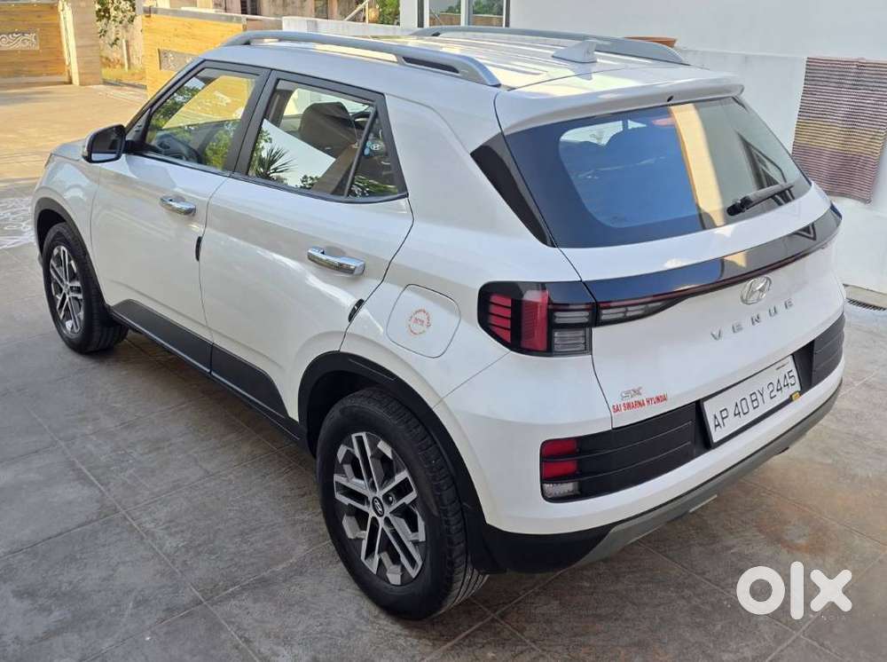 Hyundai Venue Sx Mt, 2024, Diesel
