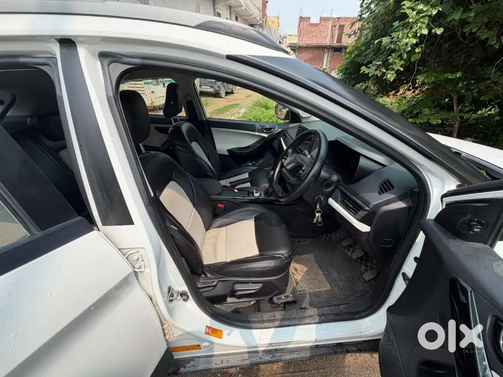Tata Nexon Pure Plus Cng 2025